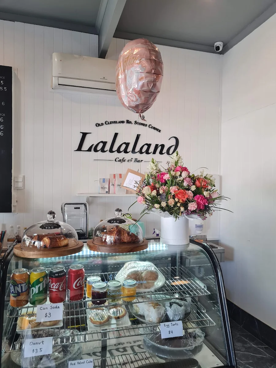 Vibe, Lalaland Cafe and Korean Restaurant