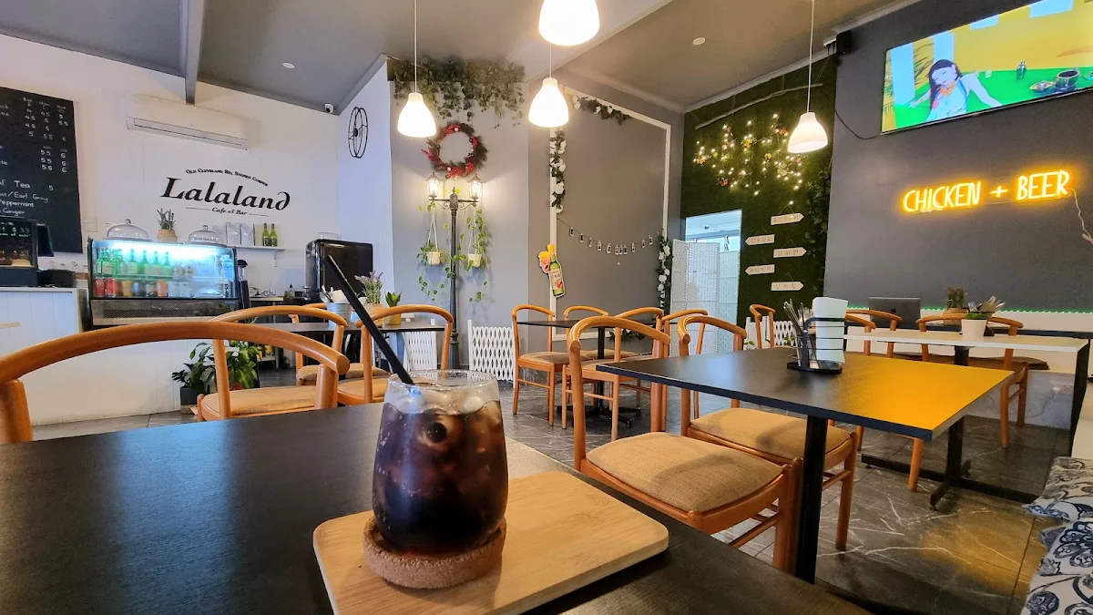 Vibe, Lalaland Cafe and Korean Restaurant