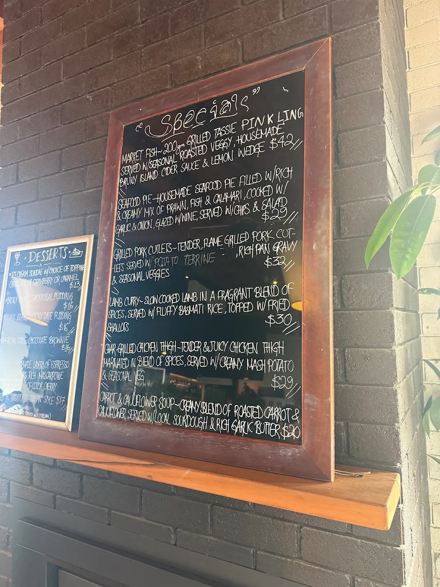 Menu, Hotel Bruny
