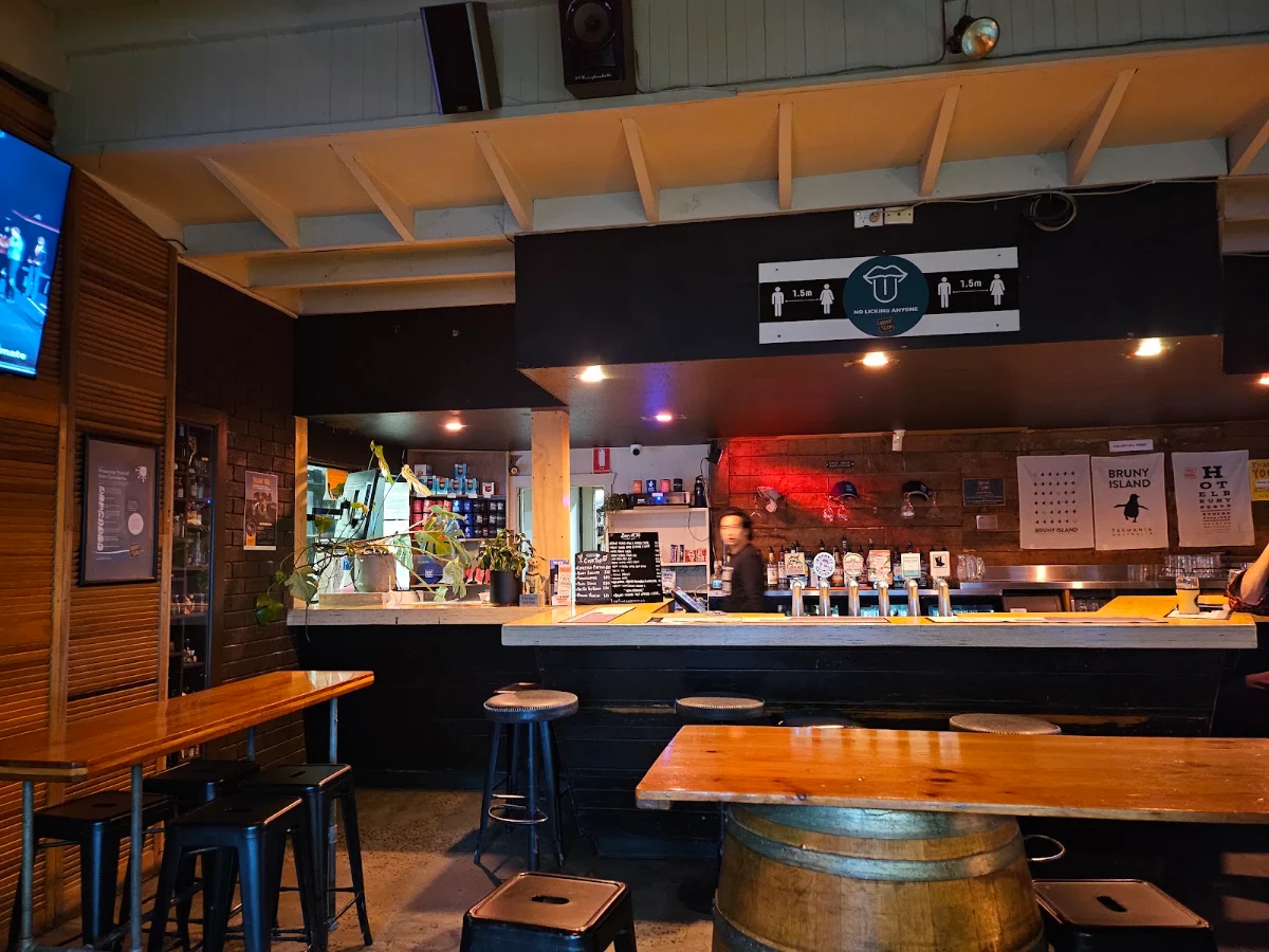 Vibe, Hotel Bruny