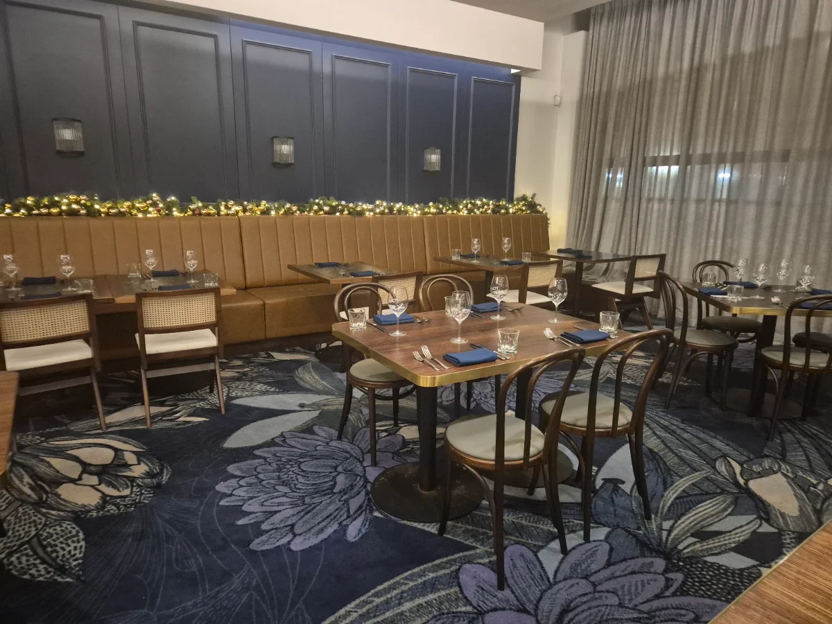 Vibe, Port Office Hotel