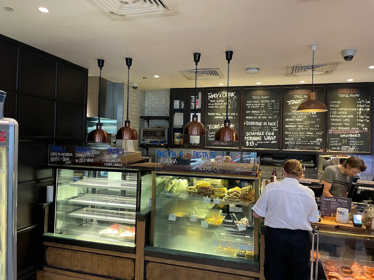 Vibe, EATALO Cafe and Catering