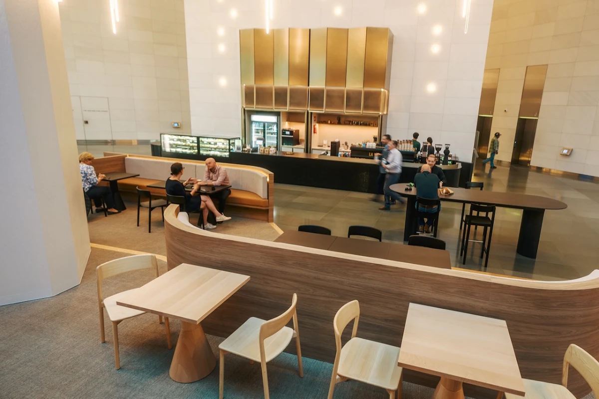 Vibe, La Veen Coffee - Palace Tower
