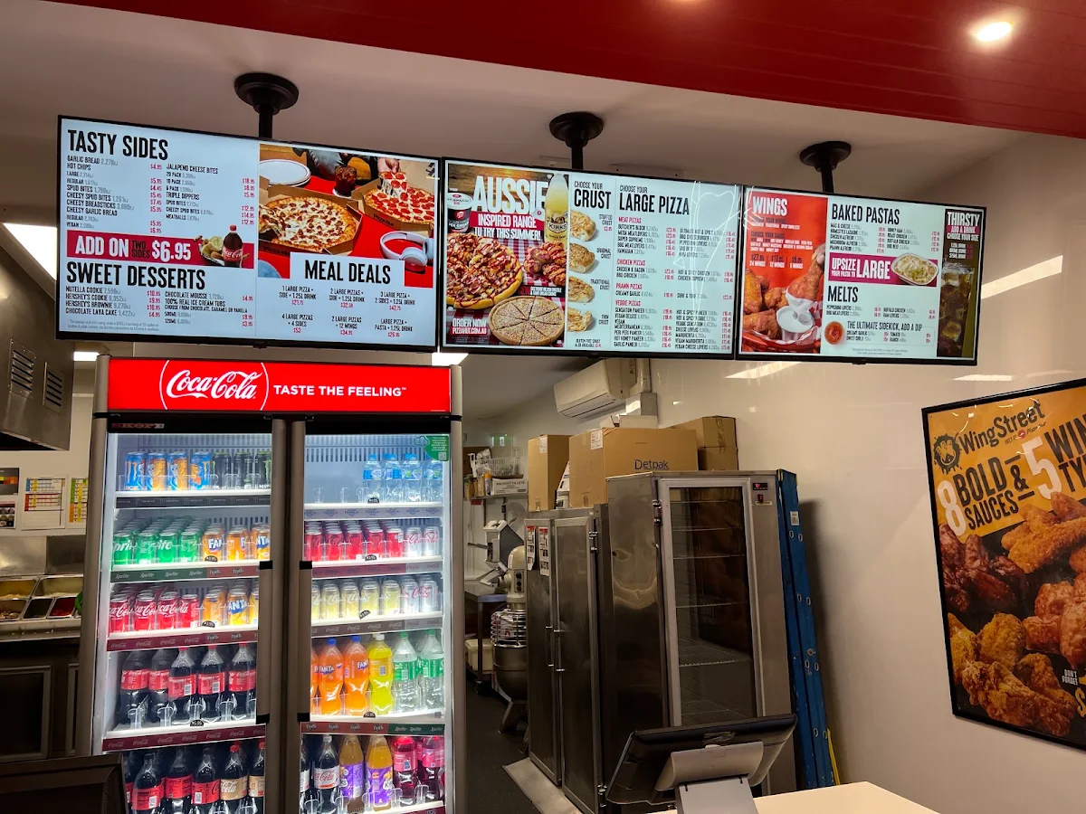 Menu, Pizza Hut St John’s Park