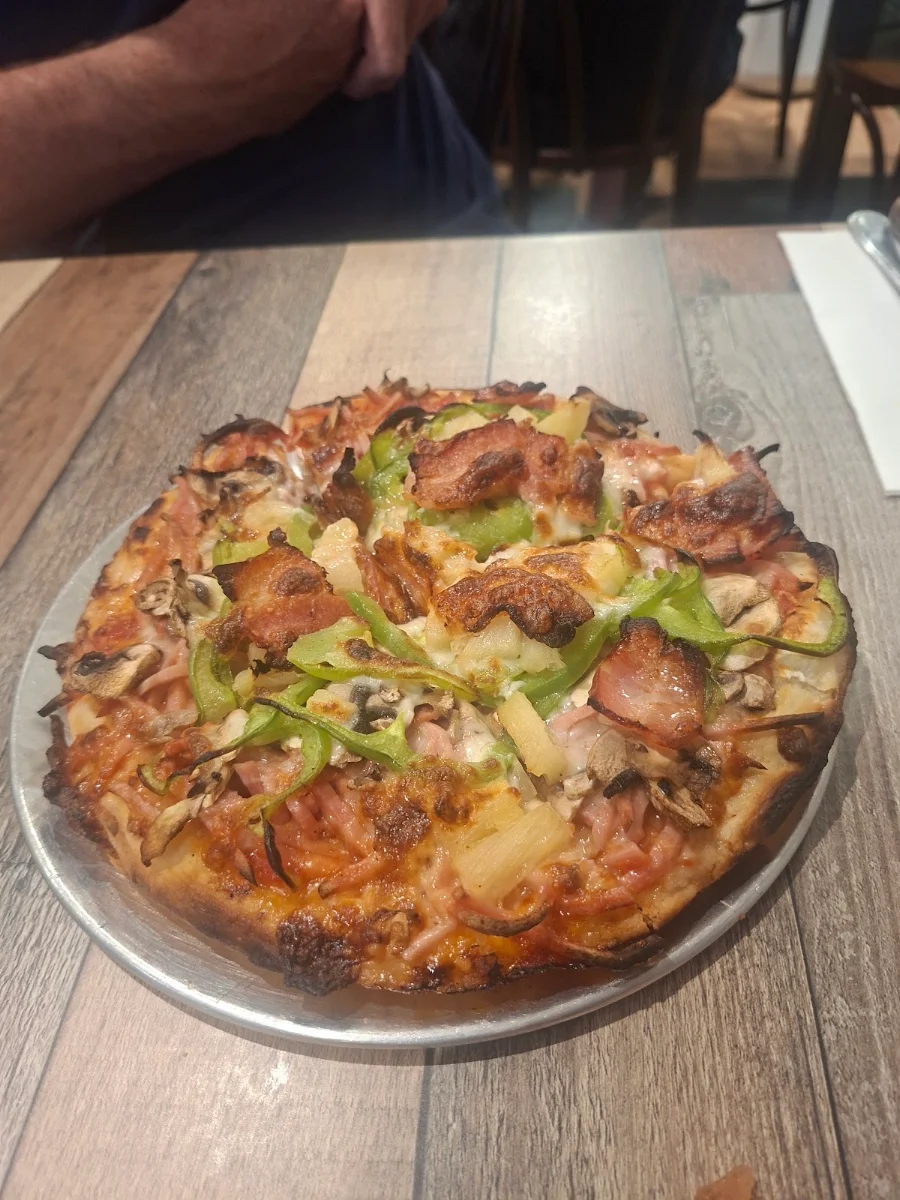 Food & drink, Cellos Pizzeria