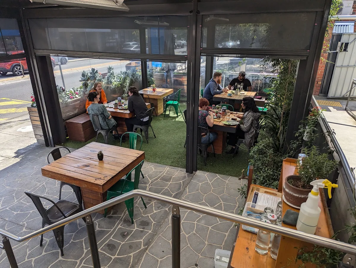Vibe, Moon Rabbit Cafe