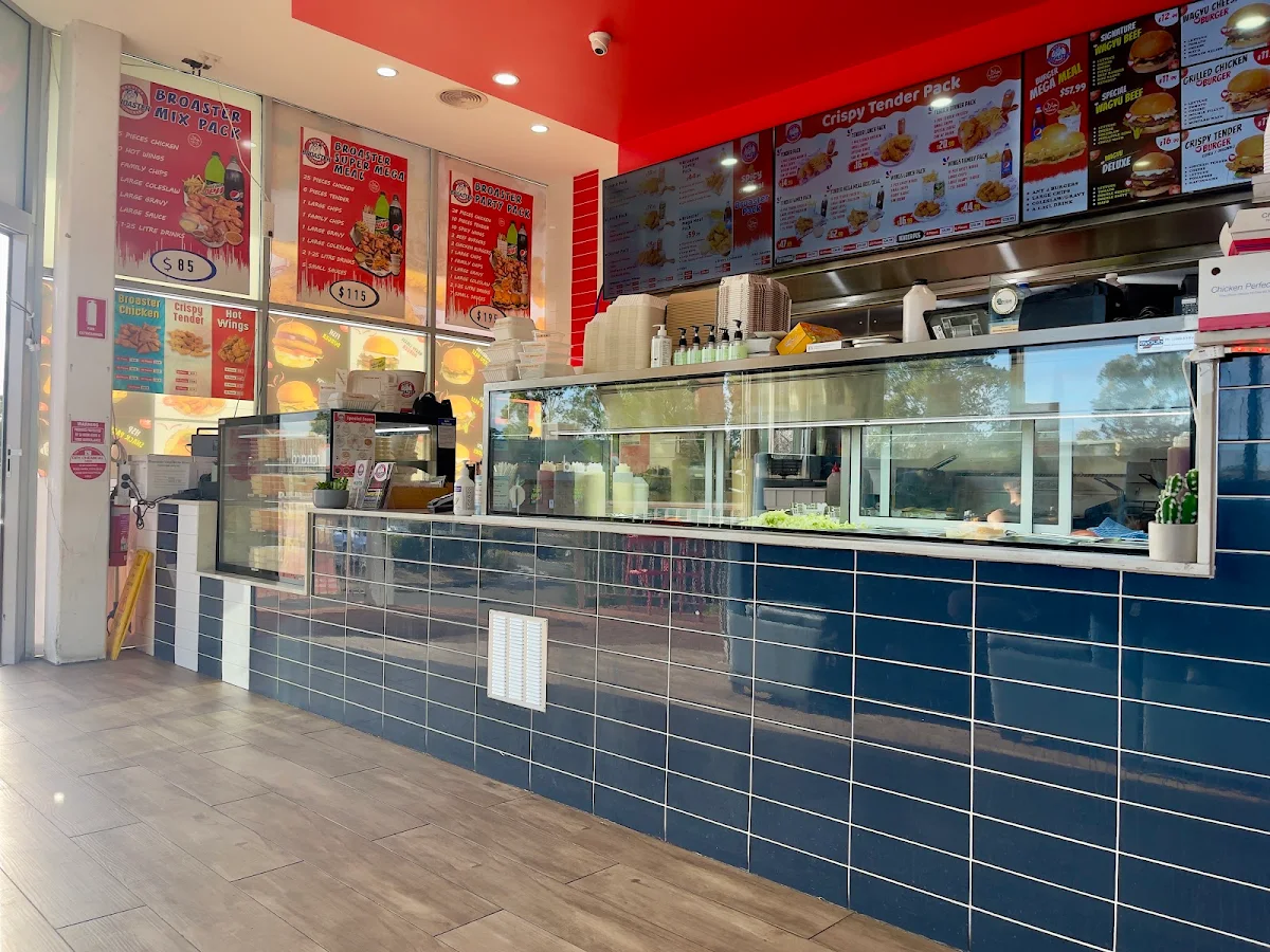 Vibe, Broaster Chicken Minto