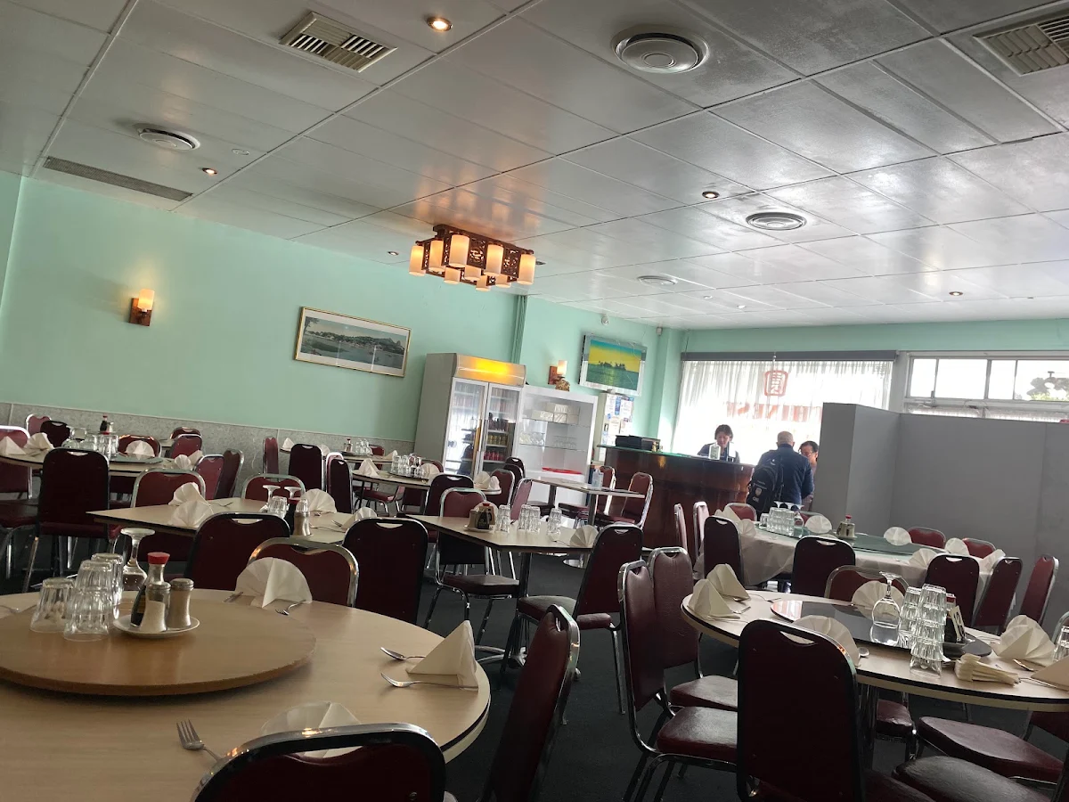 Vibe, Ming Dynasty Restaurant