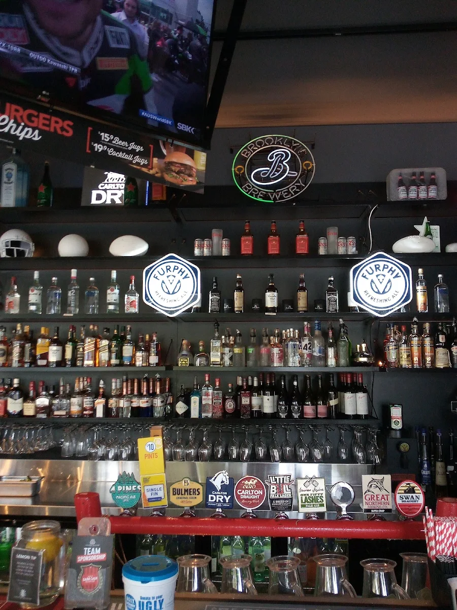 Vibe, The Sporting Globe Bar & Grill Rockingham