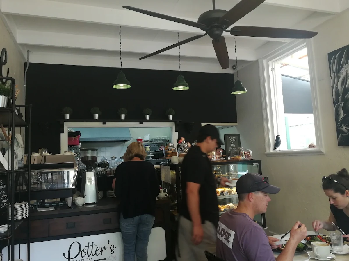 Vibe, Potter's Pantry Bundanoon