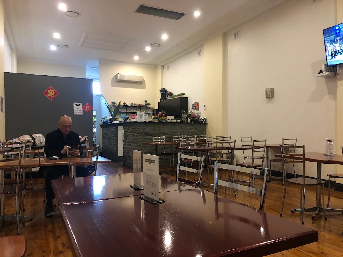 Vibe, Cafe Aroma D&A