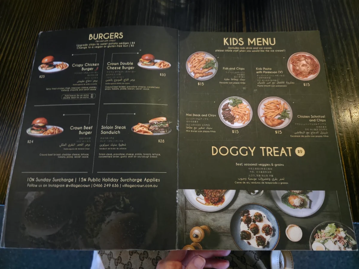 Menu, Village Crown
