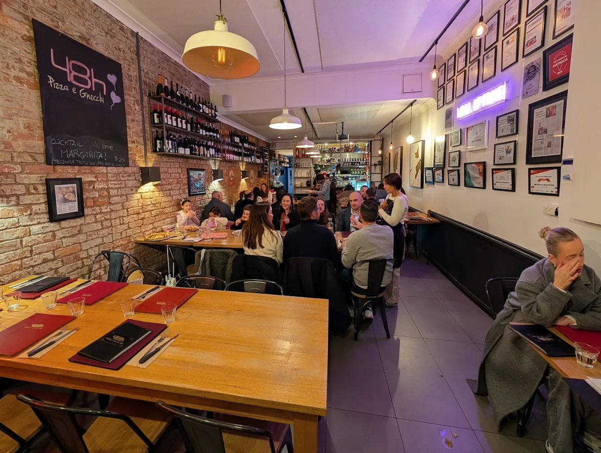 Vibe, 🍕48h Pizza e Gnocchi Bar - Italian Restaurant in South Yarra