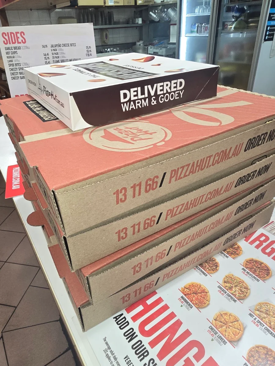 Menu, Pizza Hut Gympie Dine In