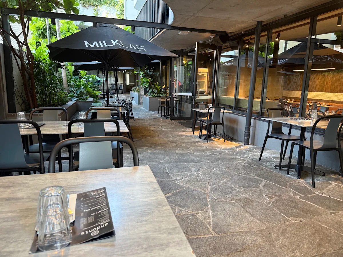 Vibe, Andonis Cafe & Bar, Fortitude Valley