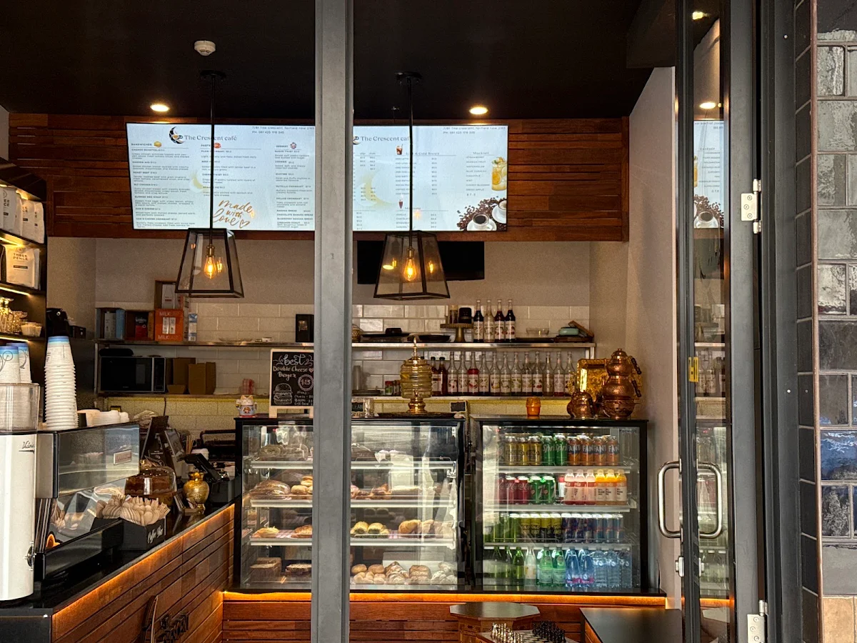 Vibe, The Crescent Cafe