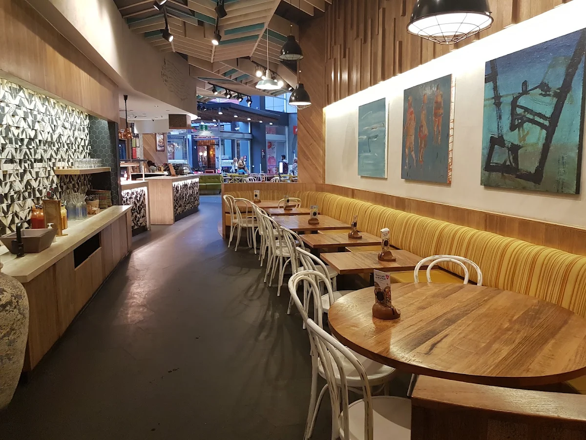 Vibe, Nando's Fountain Gate
