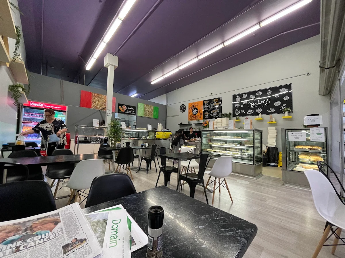 Vibe, Paul's Patisserie