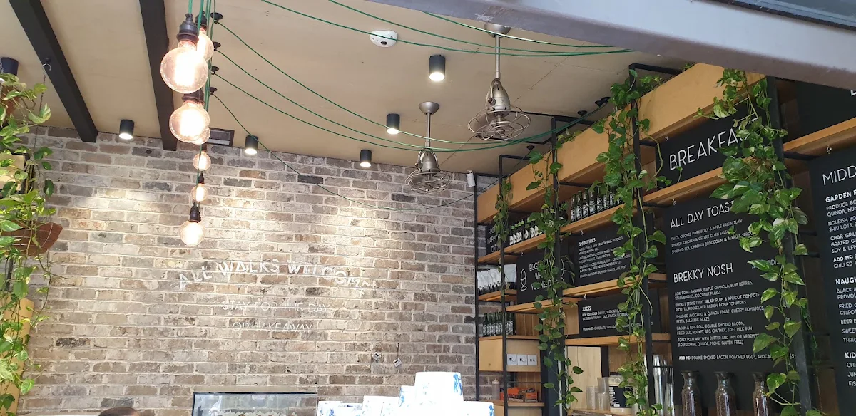 Vibe, H Pantry