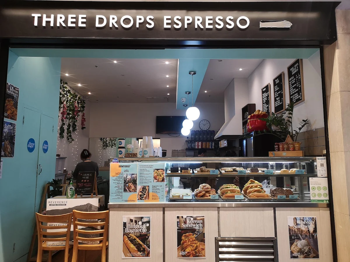 Vibe, Three Drops Coffee & Sandwich