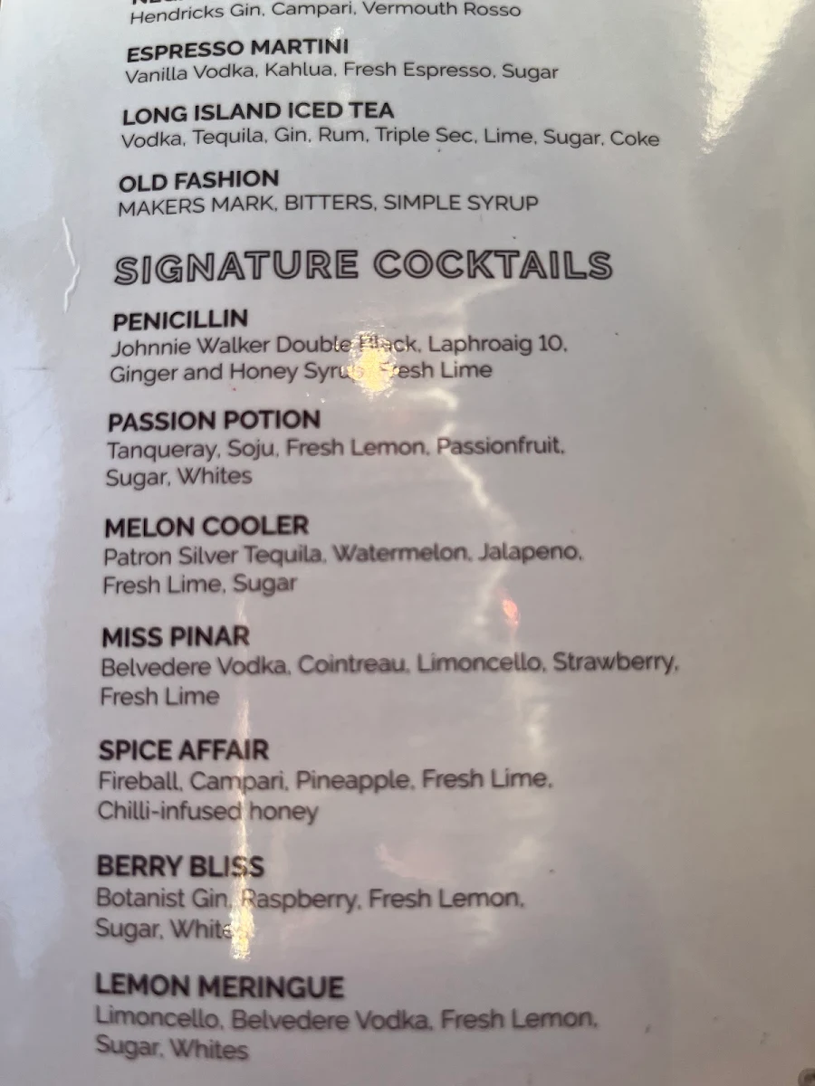 Menu, Showground Eatery