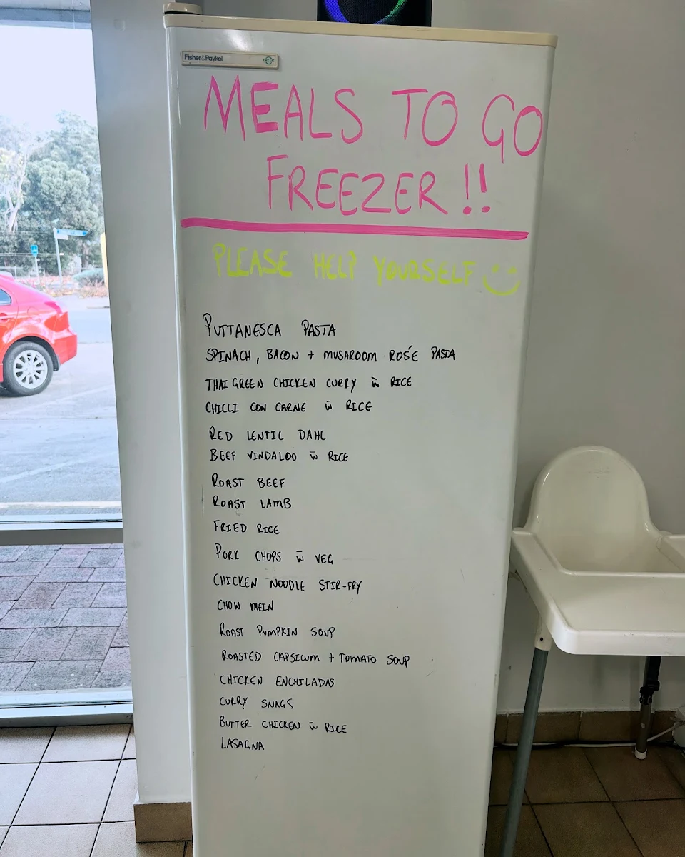 Menu, TnT's cafe
