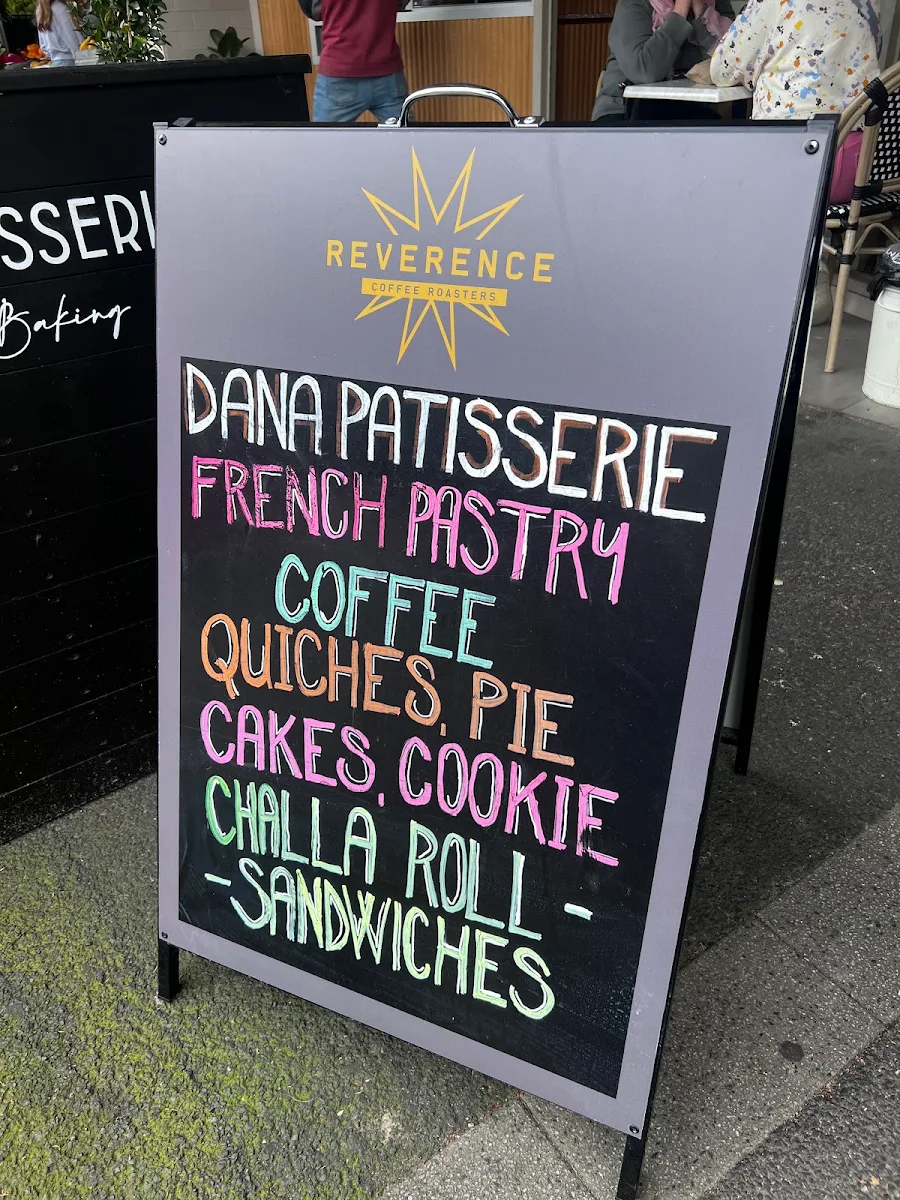 Menu, Dana Patisserie