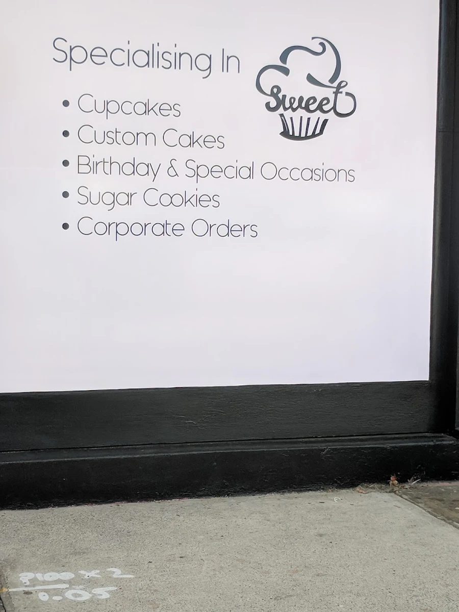 Menu, Frosted Kitchen