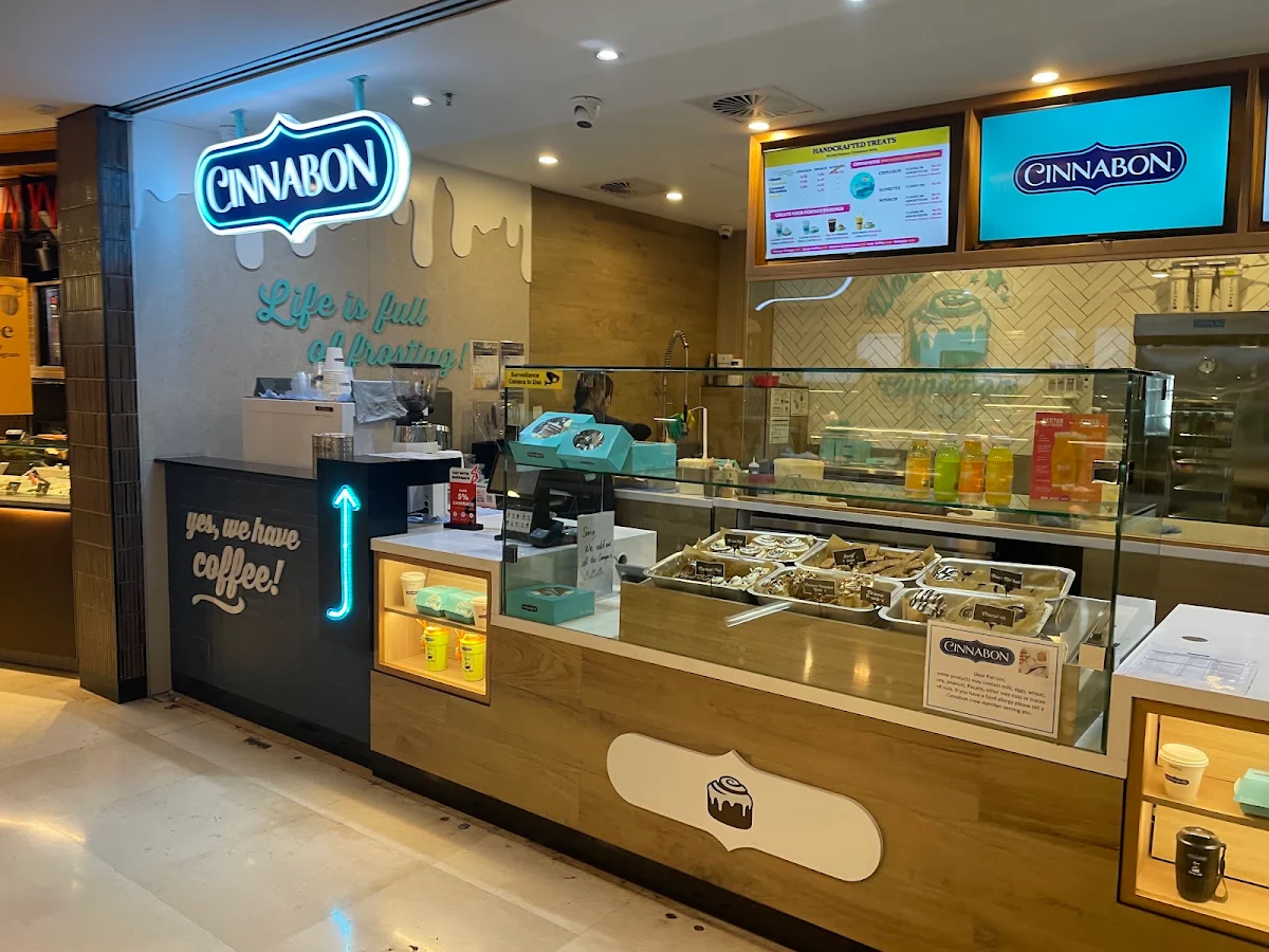 Vibe, Cinnabon The Galeries