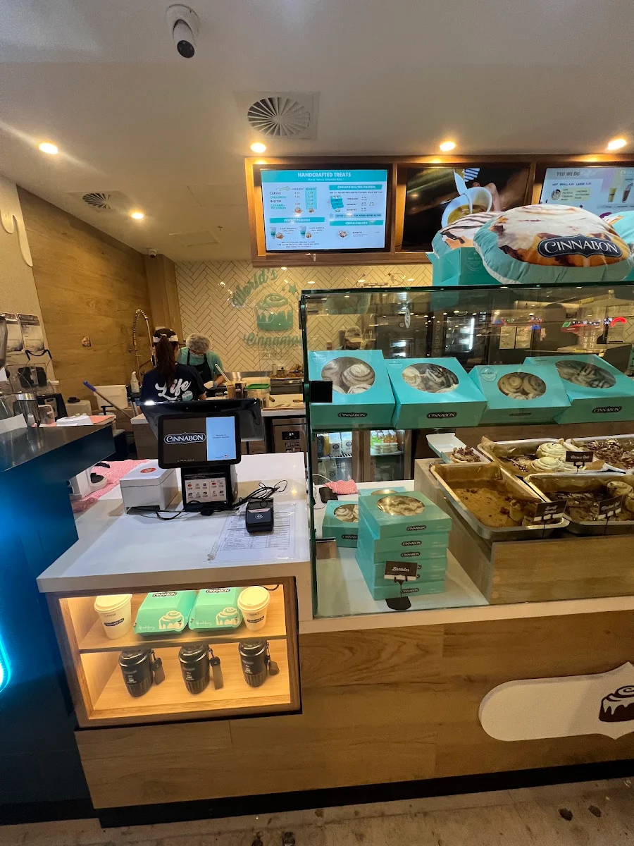 Vibe, Cinnabon The Galeries