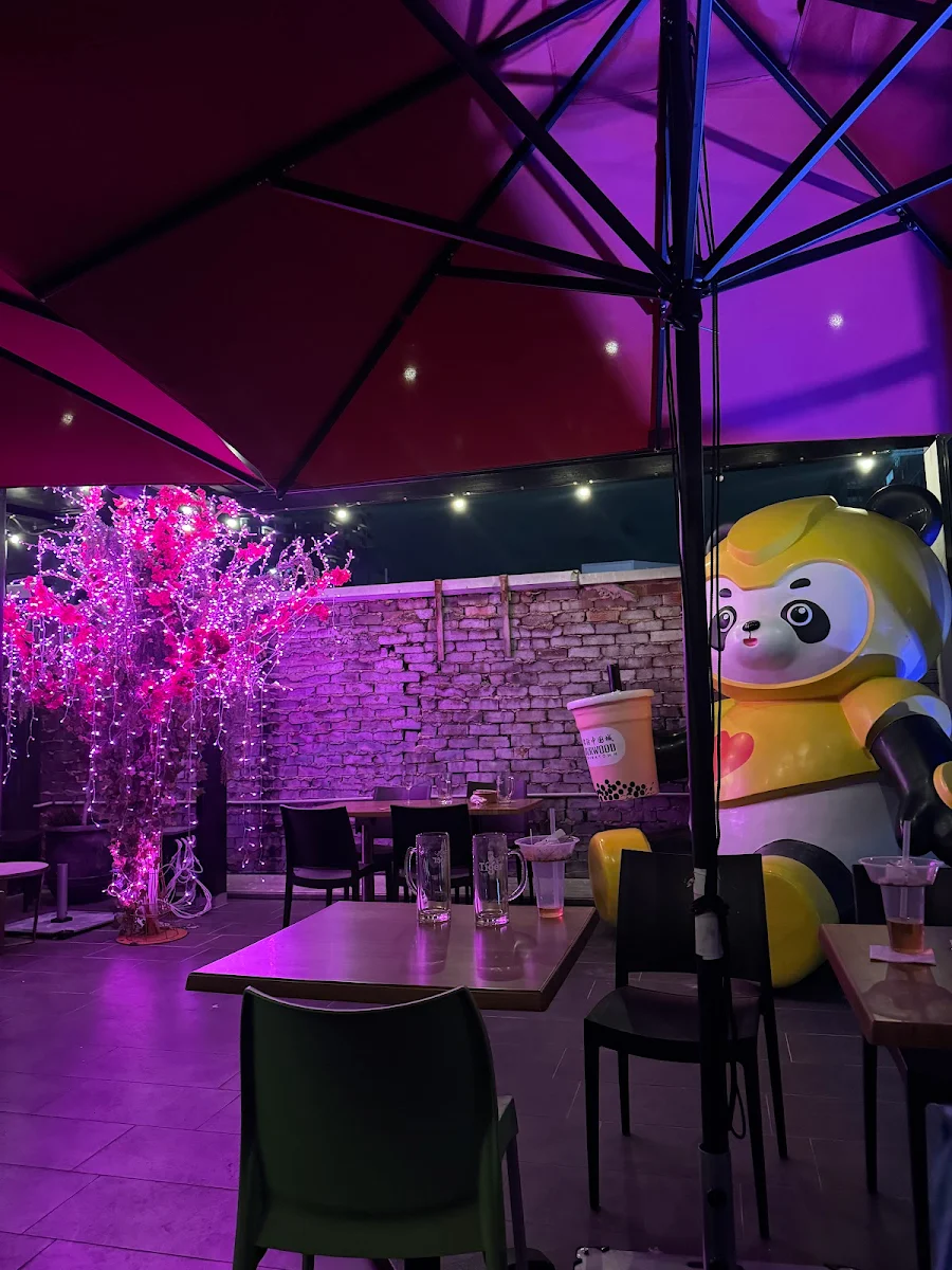 Vibe, The Burwood Hotel