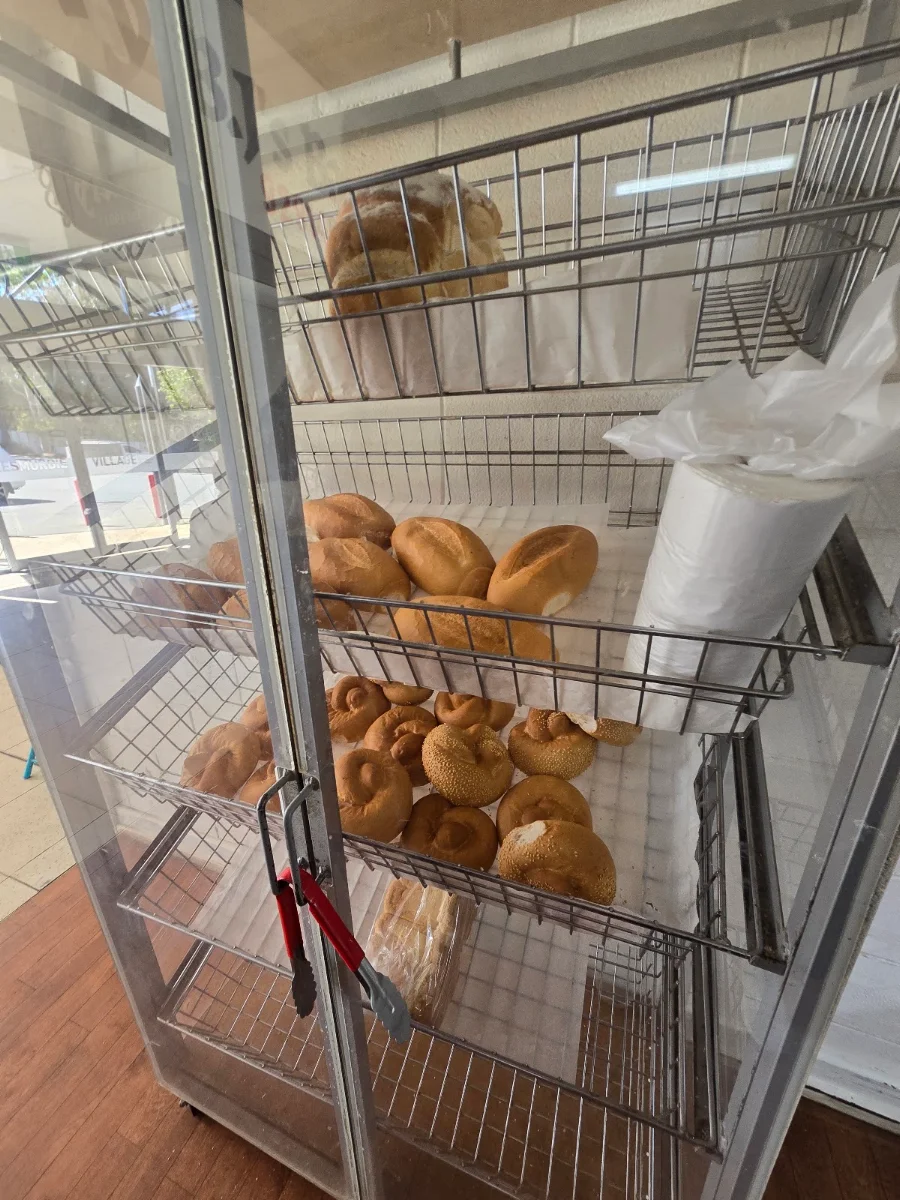 Vibe, BJ's Bakery