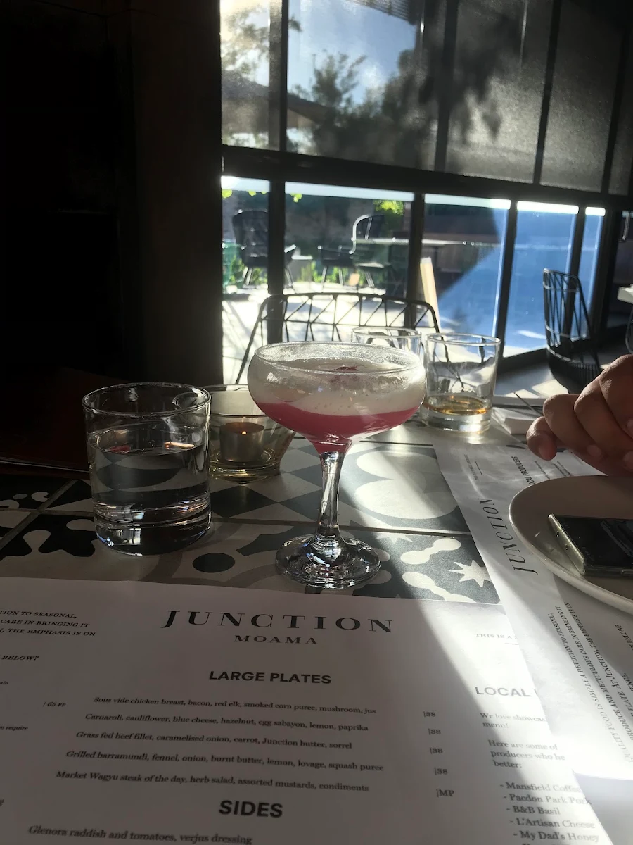 Menu, Junction Moama
