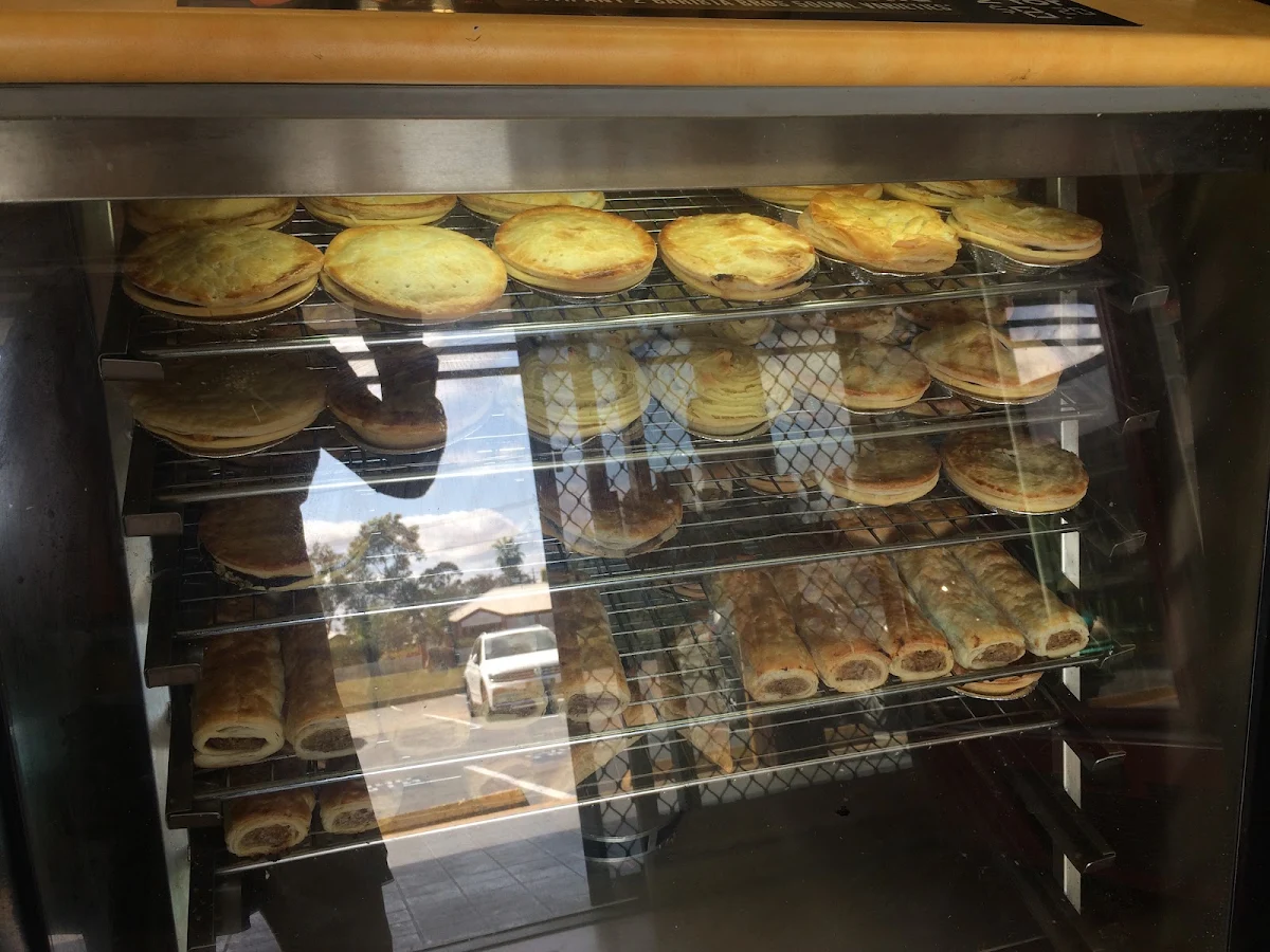 Vibe, Loganlea Bakery
