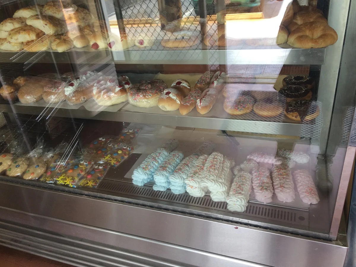 Vibe, Loganlea Bakery