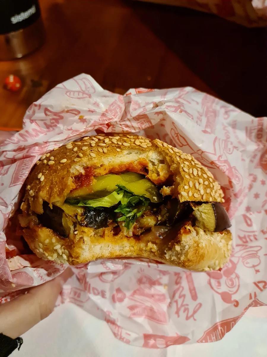 Food & drink, FB's Fancy Burgers