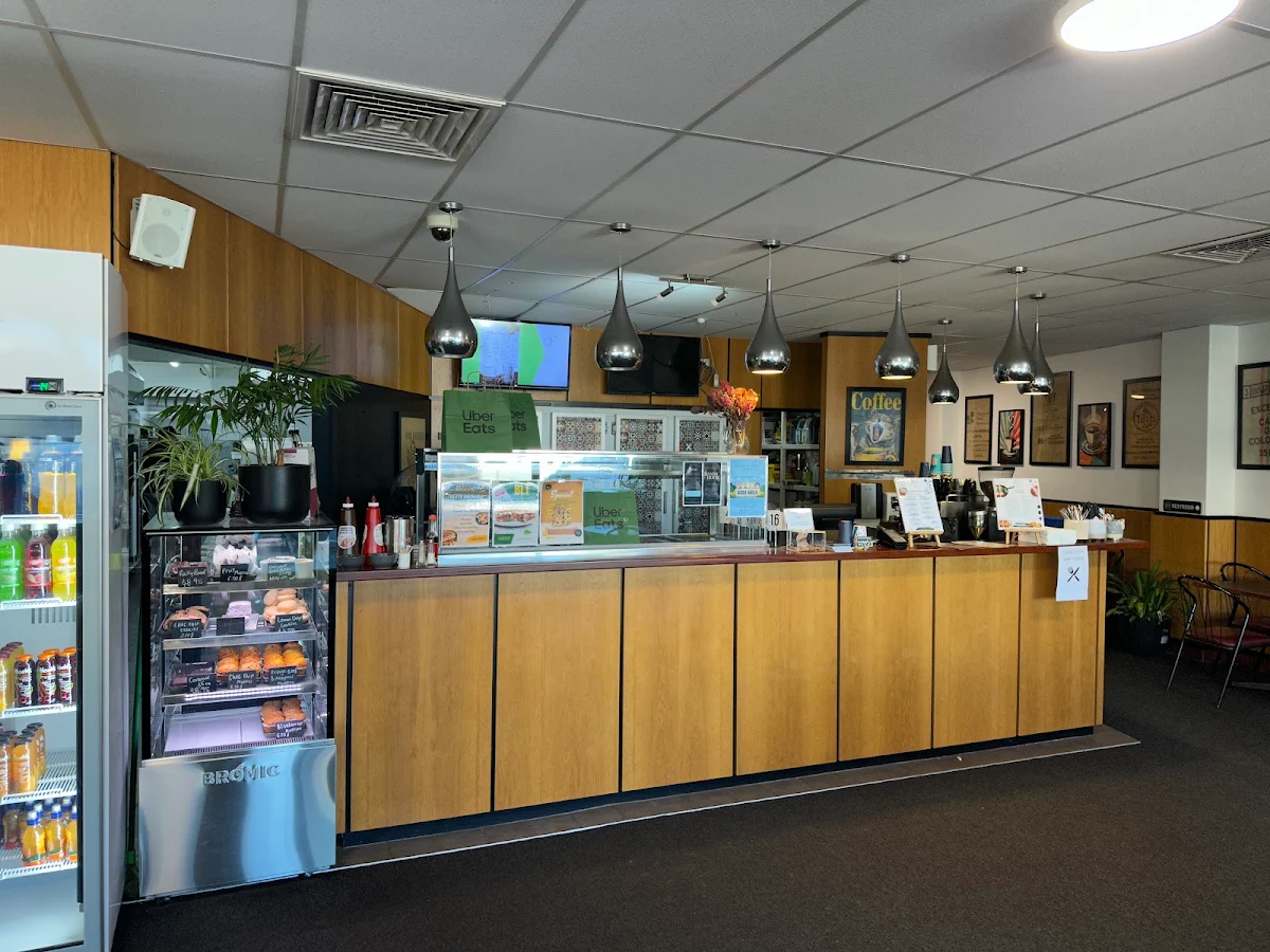Vibe, ROAST AND TOAST LUNCH BAR AND CAFE