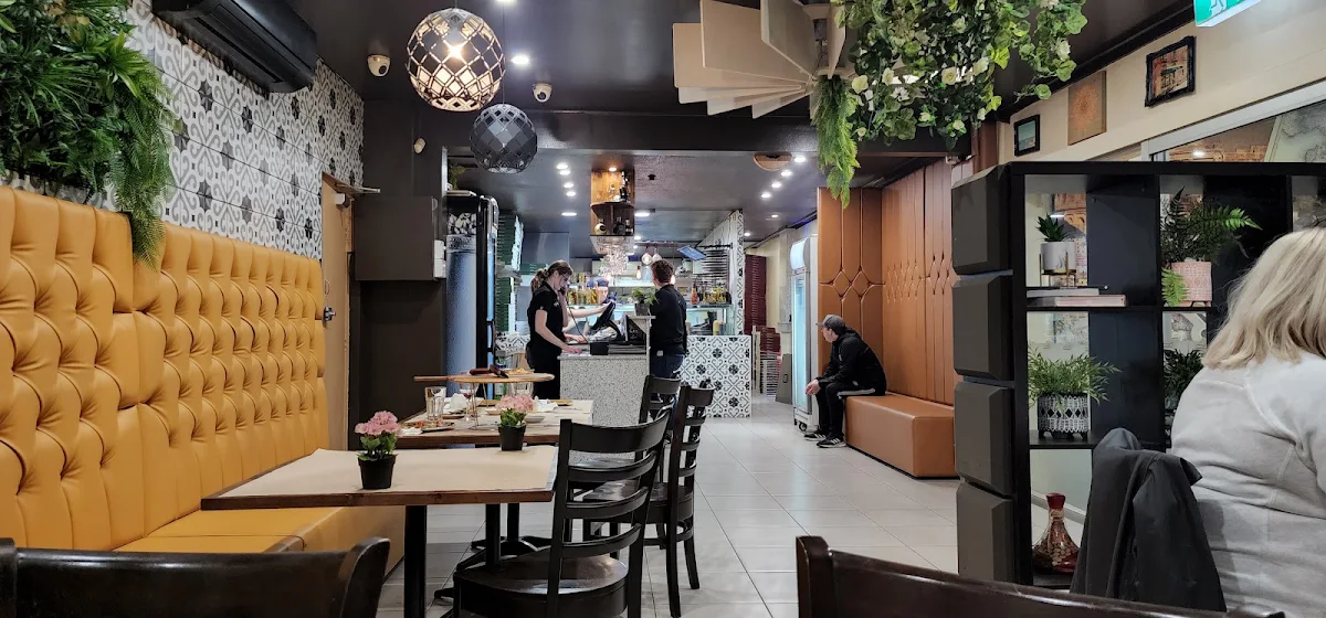 Vibe, La Bello Pizzeria Cooking with Passion