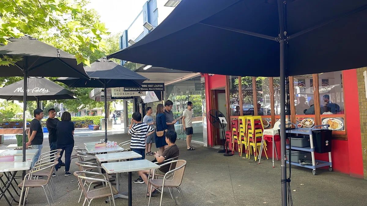 Vibe, Jalan Alor Mitcham