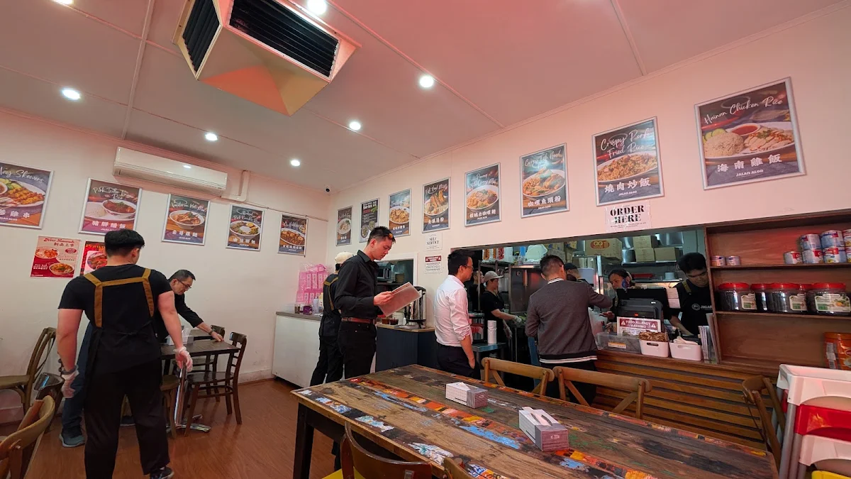 Vibe, Jalan Alor Mitcham