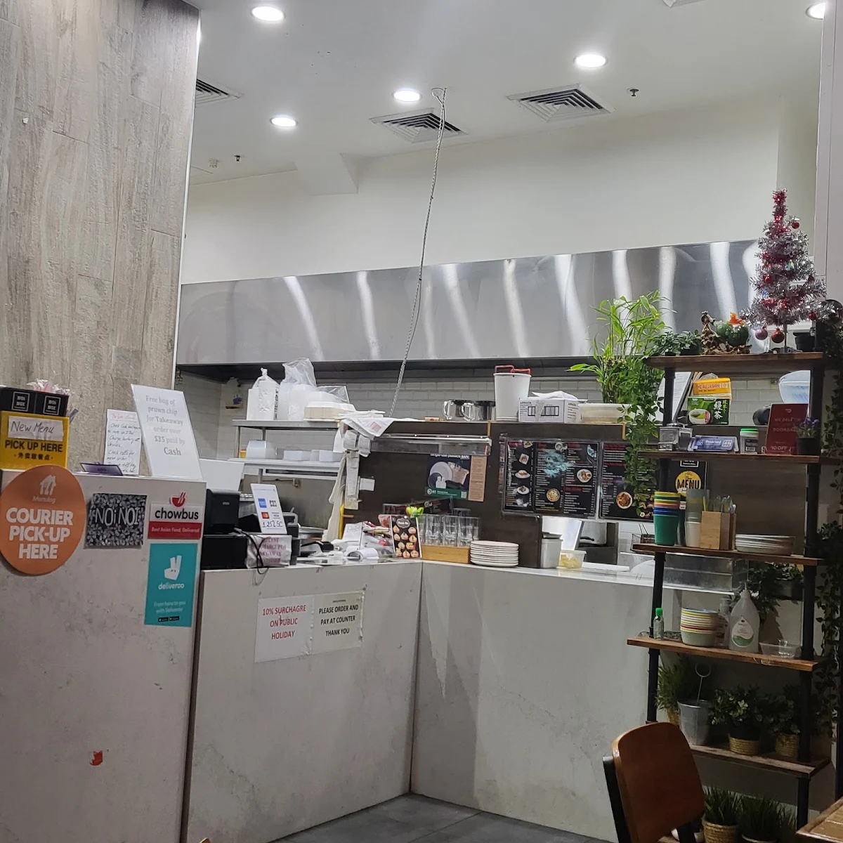 Vibe, Noi Noi Vietnamese Restaurant in Casey