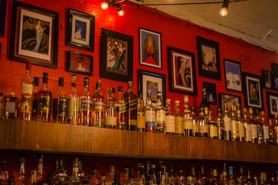 Vibe, Murmur Piano Bar