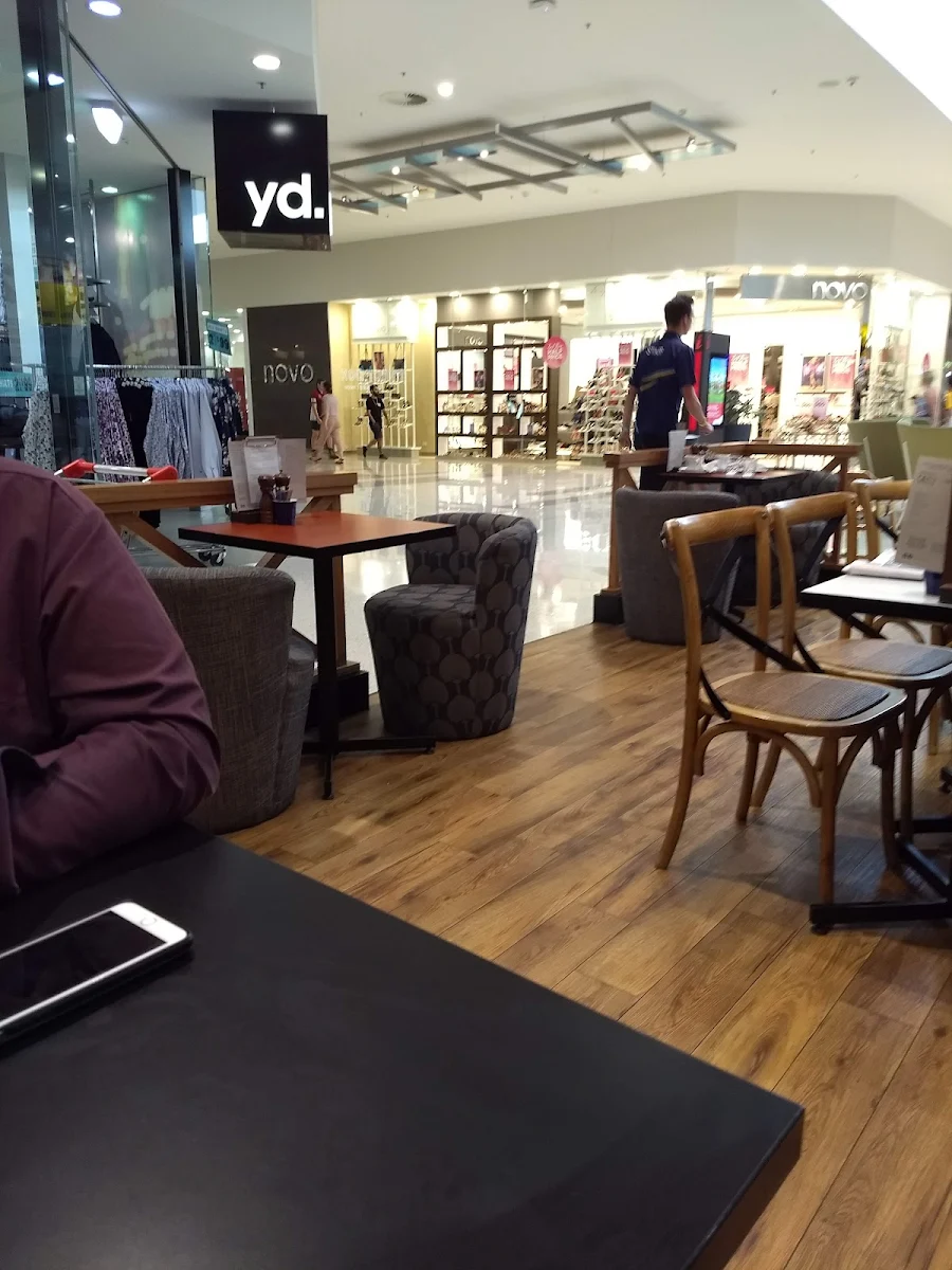 Vibe, Jamaica Blue Mt Ommaney