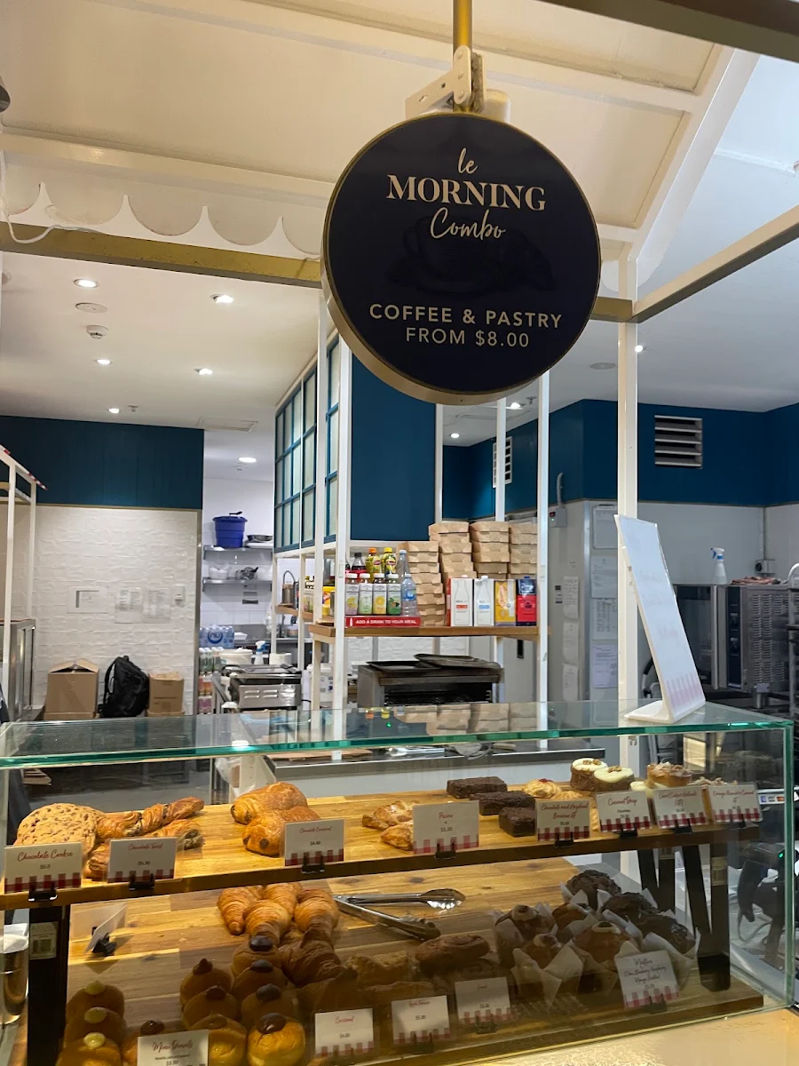 Vibe, Delisse French Cafe & Catering Office