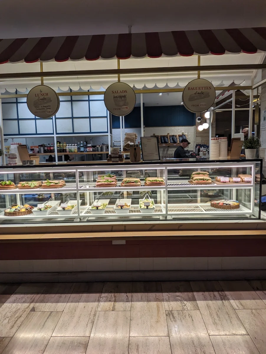 Vibe, Delisse French Cafe & Catering Office