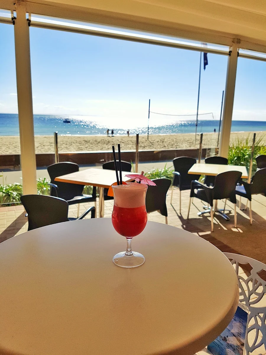 Vibe, Beach Cafe
