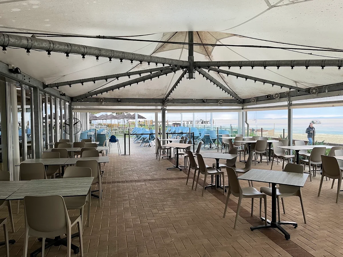 Vibe, Beach Cafe
