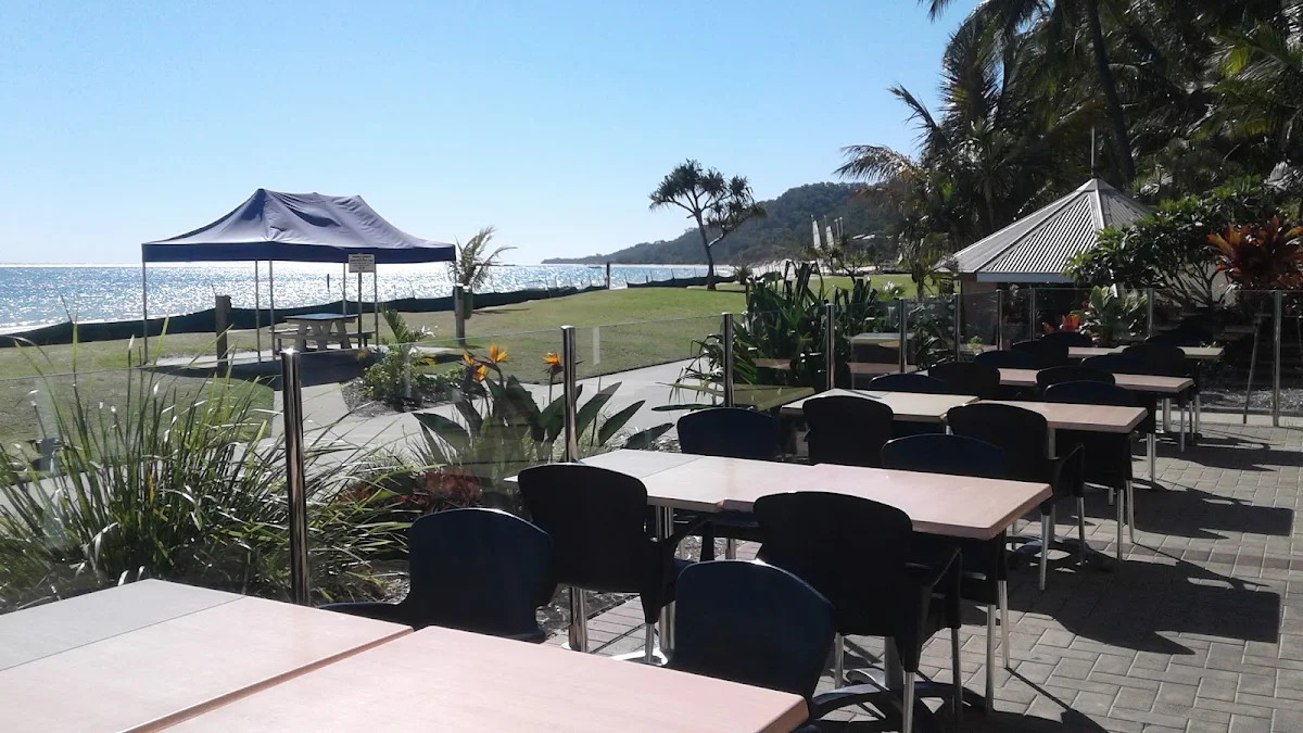 Vibe, Beach Cafe