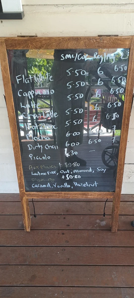 Menu, Devon Pixies