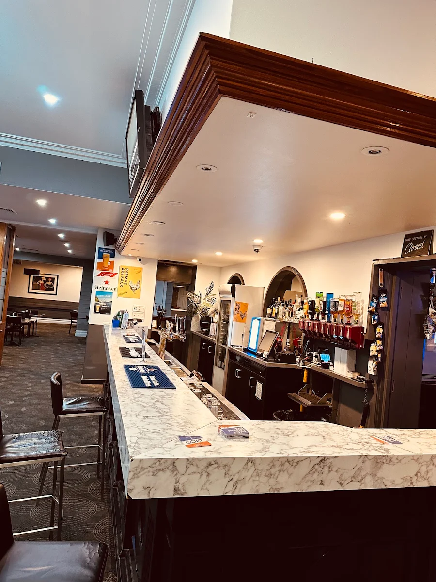 Vibe, Riversdale Hotel